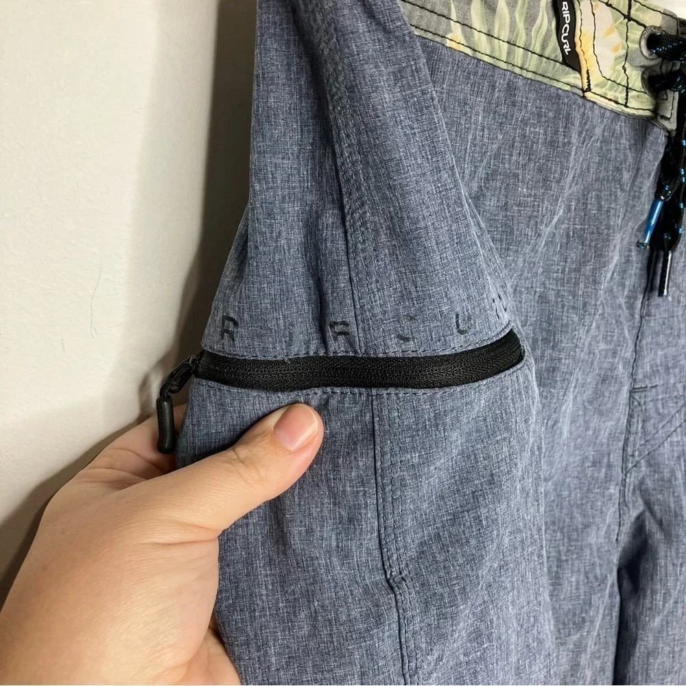 Rip curl mirage filler‎ up 19” board Shorts size large